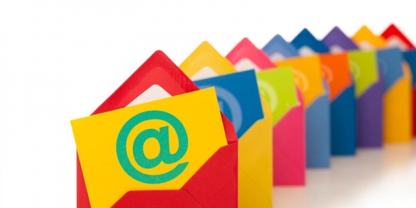 پانزده روش برای این که ایمیل‌های خود را حرفه‌ای‌تر بسازید. 